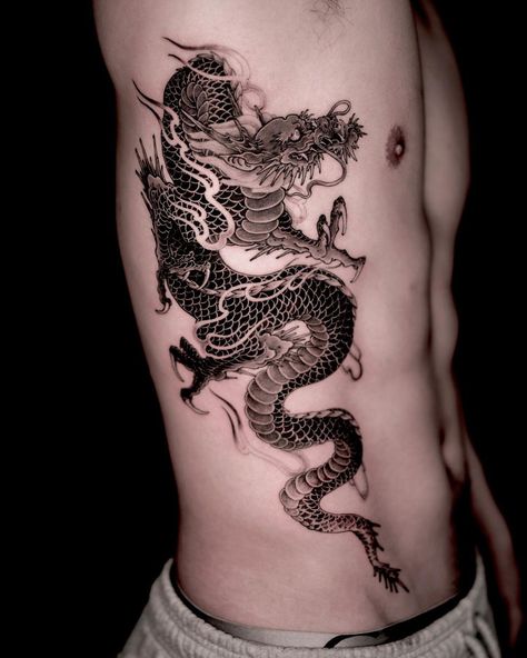 Dragon Chino Tattoo, Ox Tattoo, Tattoo Fine Line, Dragon Sleeve, Japanese Dragon Tattoo, Mens Shoulder Tattoo, Fine Line Tattoo, Dragon Tattoo Designs, Full Sleeve Tattoo