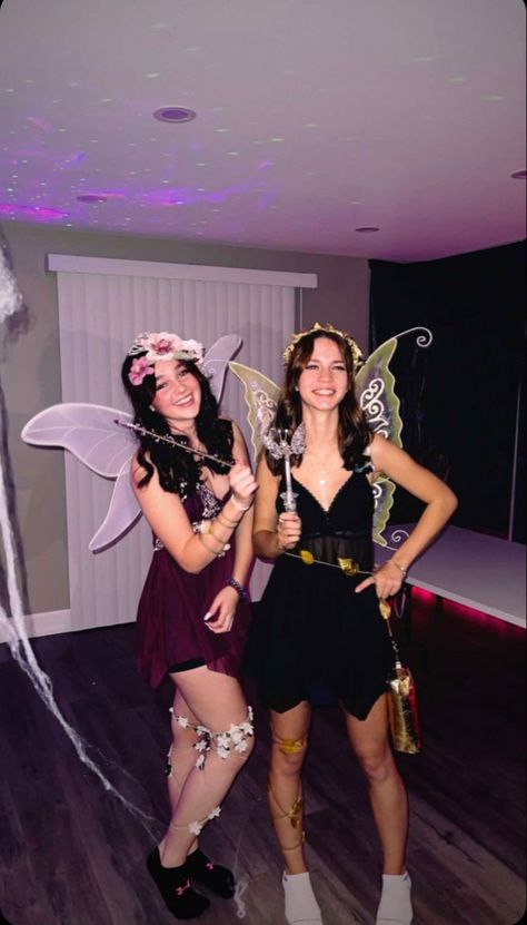 Bsf Duo Costumes, Duo Halloween Costumes Fairy, Hot Fairy Costume, Bsf Halloween Costume, Bsf Costumes, Costume Duo, Fairy Night, Halloween Duos, Fairy Costumes