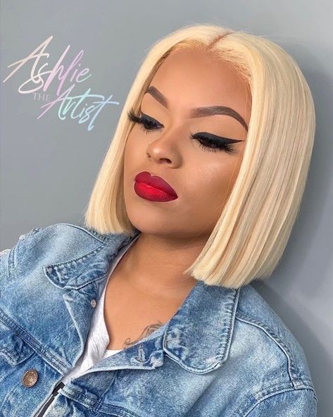 Natural Make Up Look With Red Lips, Blonde Hair And Red Lips, Blonde Hair Red Lips Black Women, Blonde Hair Red Lipstick, Neck Makeup, Makeup With Red Lipstick, Red Lip Makeup Look, Blonde Hair Red Lips, Blonde Chocolate