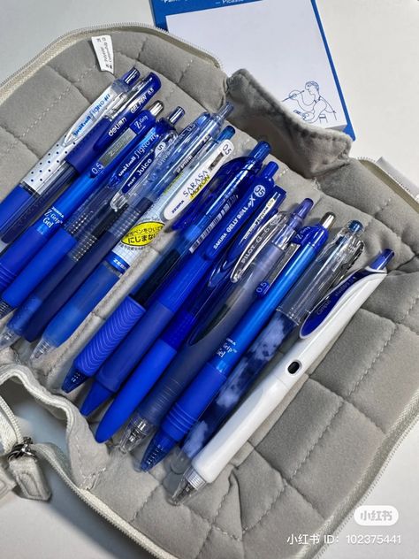 Chinese School Supplies, Blue Pen Aesthetic, Blue School Supplies, Blue Stationary, School Locker Decorations, Stationery Aesthetic, Studying Stationary, Preppy School Supplies, Stationery Obsession