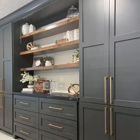 Sherwin Williams Cabinet Paint Colors, Iron Ore Paint Color, Sherwin Williams Cabinet Paint, Best Cabinet Paint, Cabinet Paint, Cabinet Paint Colors, Muebles Living, Iron Ore, Sherwin Williams Paint Colors