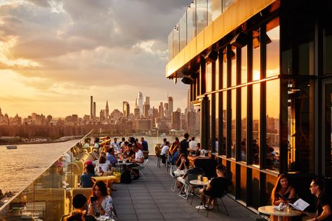 NYC Rooftop Happy Hour | Westlight at William Vale Brooklyn Rooftop Restaurants Nyc, New York Rooftop, Rooftop Bars Nyc, Hotel Rooftop, Nyc Rooftop, Voyage New York, Nyc Bars, Best Rooftop Bars, Rooftop Lounge