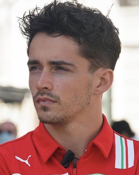 Charles Leclerc Hairstyle, Charles Leclerc Haircut, Gf Day, Mid Fade Haircut, Hardware Fashion, Lord Perceval, Mod Hair, Mid Fade, Classic Haircut