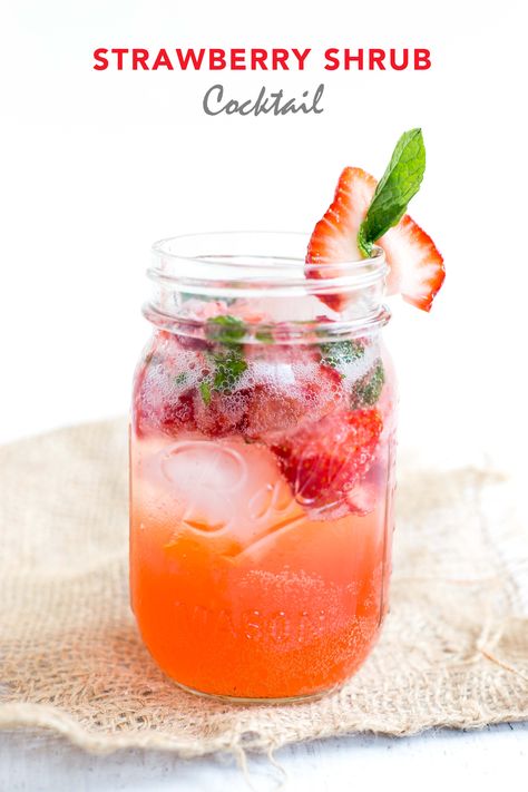 Strawberry Shrub Cocktail, Shrub Drink, Drinking Vinegar, Strawberry Cocktails, Mocktail Recipe, Frozen Drinks, Party Drinks, Non Alcoholic, Mocktails