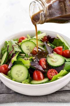 Salad Dressing Recipes Balsamic, Olive Oil Salad Dressing, Balsamic Vinaigrette Salad, Balsamic Vinegar Dressing, Homemade Balsamic Vinaigrette, Vinegar Salad Dressing, Salad With Balsamic Dressing, Balsamic Vinaigrette Dressing, Salad Dressing Recipe