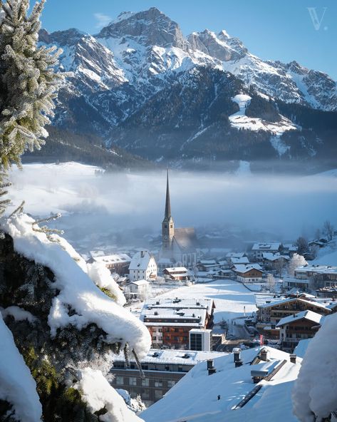 Riomaggiore Italy, Black Forest Germany, St John's Church, Lake Iseo, Austrian Alps, Beautiful Churches, French Alps, Natural Scenery, Northern Italy