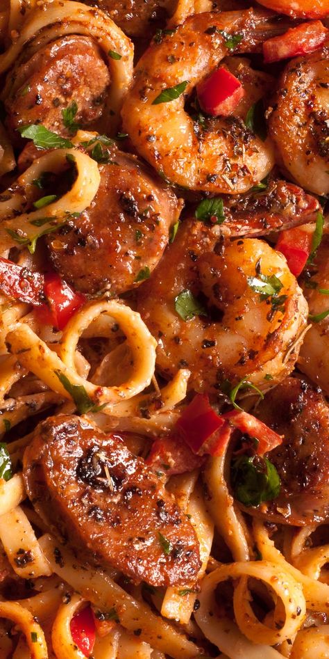 Shrimp And Sausage Pasta, Creamy Cajun Shrimp, Creamy Cajun Shrimp Pasta, Cajun Shrimp Pasta, Best Seafood Recipes, Diner Recept, Shrimp Recipes For Dinner, Cajun Shrimp, Shrimp Recipes Easy