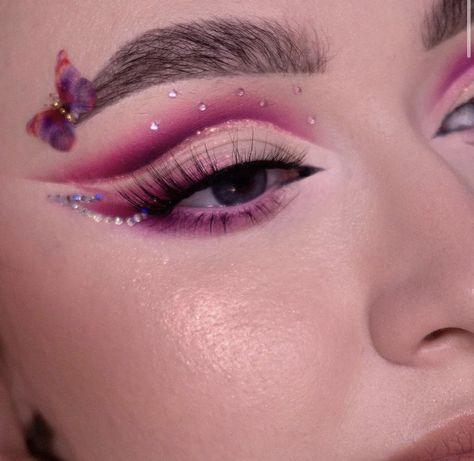 Hot Pink Makeup Looks, Hot Pink Makeup, Makeup Drawing, Halloween Makeup Pretty, Brow Pen, Pride Makeup, Unique Makeup, Makijaż Smokey Eye, Colorful Eye Makeup