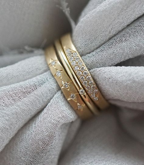 Sofia Kaman Cora stack Diamond Rings Stack, Gold Stacked Wedding Rings, Pointer Finger Ring, Sophisticated Minimalism, Italian Ring, Gold Donuts, Sofia Kaman, Girls Ring, Ring Inspiration