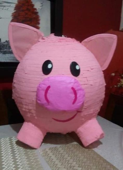 Piniata Ideas, Pig Pinata, Homemade Pinata, Eggs Craft, Pinata Ideas, Piñata Ideas, Pinata Party, Paw Patrol Birthday Party, Best Quotes From Books