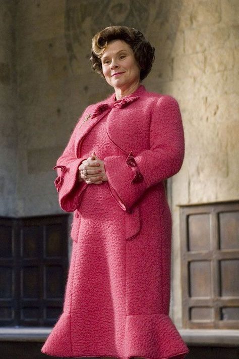 Delores Umbridge, Harry Potter Interviews, Dolores Umbridge, Imelda Staunton, Pink Wardrobe, Character Dress Up, Harry Potter Cosplay, Iconic Looks, Harry Potter Halloween