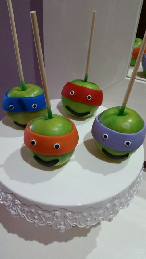 Manzanas tortugas ninja creadas por MyA Sweets Factory Sweet Factory, Cake