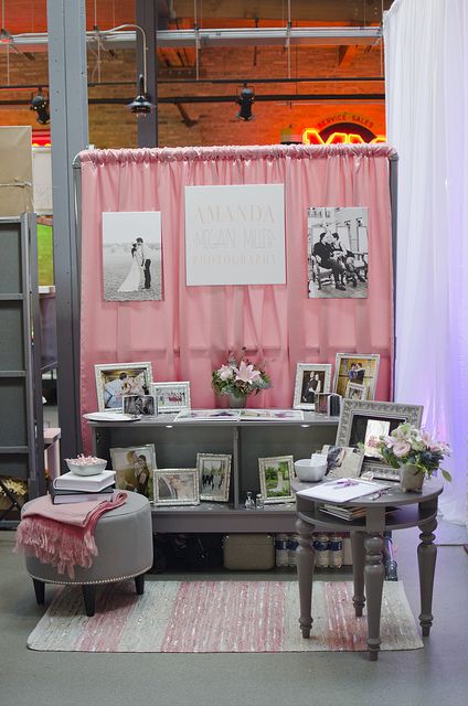 cute vendor booth setup - love the piping . . . used to hang barn signs? Wedding Expo Booth, Wedding Show Booth, Bridal Show Booths, Photography Booth, Megan Miller, Vendor Booth Display, Vendor Table, Stand Feria, Vendor Displays