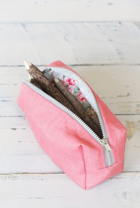 Pencil Pouch Pattern, Pencil Pouch Diy, Box Pencil Case, Pencil Case Pattern, Diy Bags No Sew, Pochette Diy, Diy Pencil Case, Diy Sy, Beg Tangan