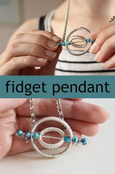 Harry Potter Wire Jewelry, Fidget Necklace Diy, Fidget Jewelry Diy, Harry Potter Jewelry Diy, Diy Fidget Jewelry, Fidget Diy, Fidget Bracelets, Diy Metal Jewelry, Time Turner