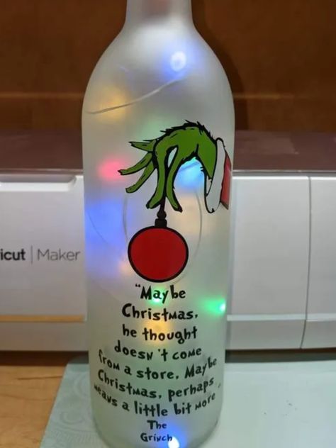 Grinch Christmas Wine Bottle with fairy lights | eBay Christmas Decor With Wine Bottles, Christmas Bottle Art, Christmas Wine Bottles Diy, Wine Bottle Scarecrow, Christmas Wine Bottle Crafts Diy, Holiday Wine Bottle Crafts, Christmas Lights Bottle, Painted Wine Glasses Christmas, Bottle Fairy Lights