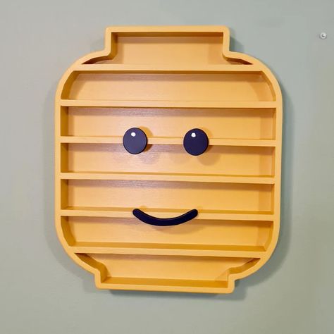 Lego Head Minifigurine Display Shelf : 12 Steps (with Pictures) - Instructables Lego Helmet Display Ideas, Brickheadz Display Ideas, Shelf Spacing, Sliding Mitre Saw, Lego Head, Marine Plywood, Block Head, Lego Blocks, Brad Nails