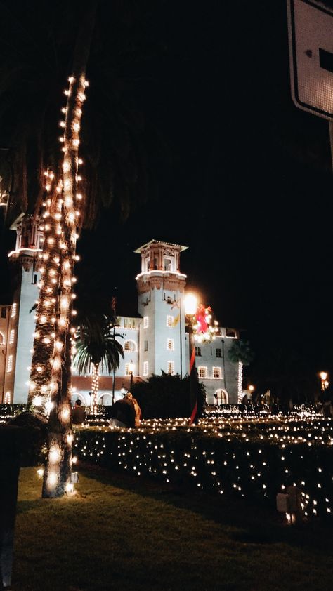 #christmas #florida #lights #staugustine Christmas Florida, Florida Christmas, Magic Carpet, St Augustine, Early 2000s, Florida, Carpet, Christmas Tree, Holiday Decor