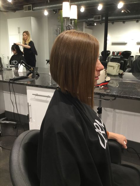 Long bob. Short in back long in front bob haircut. Lob haircut. Long Bob Short In Back, Bob Haircut Long, Haircut Lob, Women's Haircuts, Fav Hairstyles, Angled Bobs, Angled Bob Haircuts, Haircut Long, Angled Bob