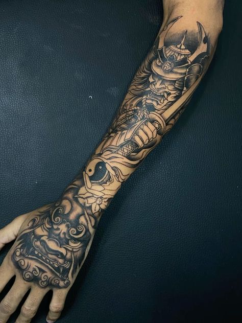 Japanese Forearm Sleeve Tattoos, Japan Hand Tattoo, Full Sleeve Tattoos Mens Arm, Shogun Tattoo, Calf Tattoo Ideas, Samurai Tattoo Sleeve, Fighter Tattoo, Half Sleeve Tattoo Stencils, Lower Arm Tattoos