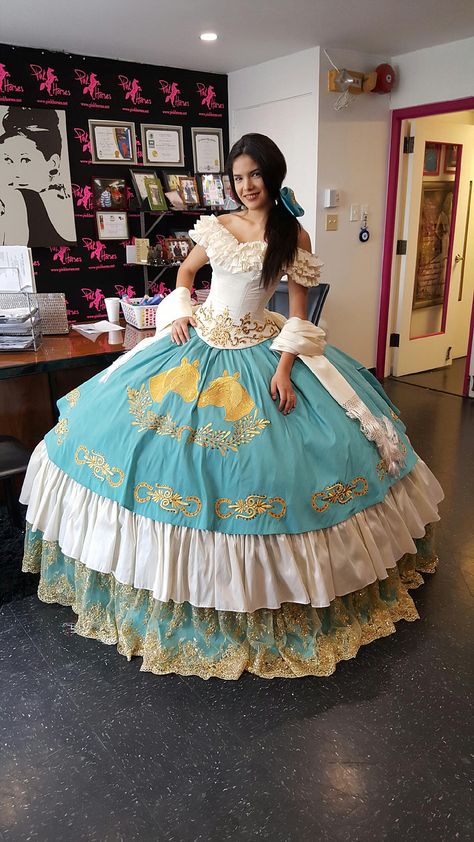 Quinceañera Dresses, Costum, Charro, Theme, Princess, Sinaloa Charra Quinceanera Dresses, Ugly Wedding, Quinceanera Dresses Mexican, Winter Hipster, Vestido Charro, White Quinceanera Dresses, Belle Outfit, Mexican Quinceanera Dresses, Quinceañera Dresses