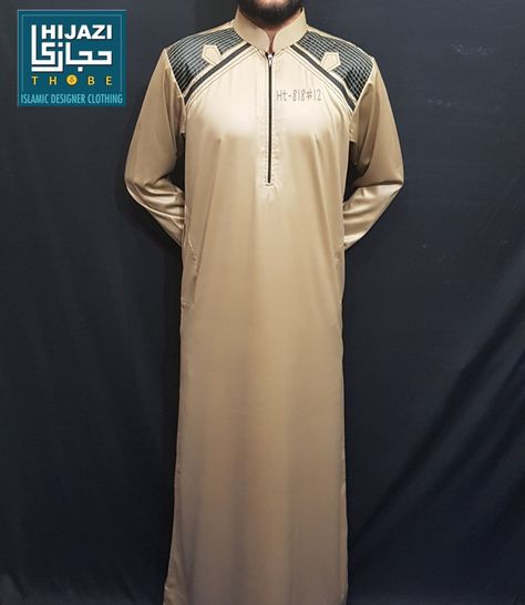 Jubba Design For Men, Jalabia For Men, Jubbah Men, Pathani Salwar, Kurta Fashion, Habits Musulmans, Kaftan Kurta, Arab Men Fashion, Gents Kurta Design