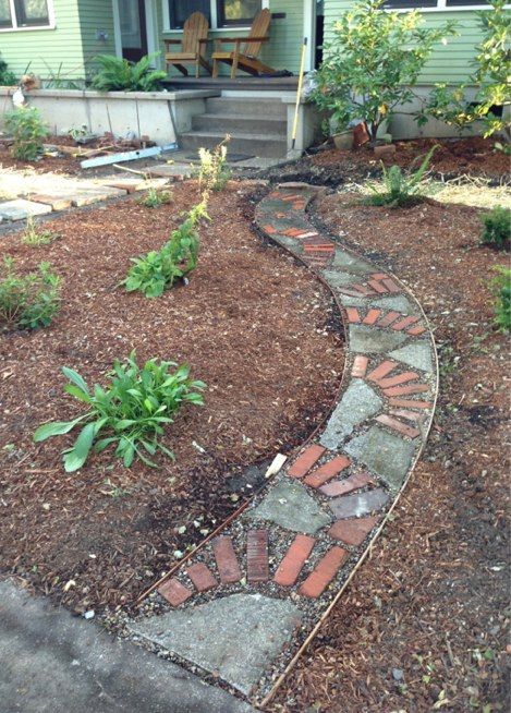 Old Brick Walkway Garden Paths, Easy Stepping Stone Path, Broken Concrete Ideas, Broken Concrete Walkway, Broken Brick Ideas, Brick Ideas, Broken Concrete, Decomposed Granite, Brick Path