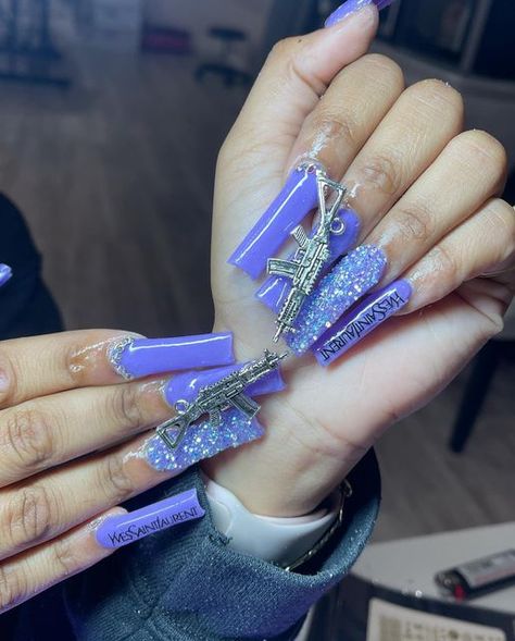 Simple Acrylic Nails With Charms, Really Cute Nails, Pretty Ppl, Long Square Acrylic Nails, Bling Acrylic Nails, Square Acrylic Nails, Pretty Acrylic Nails, Long Acrylic Nails, Nails Inspiration