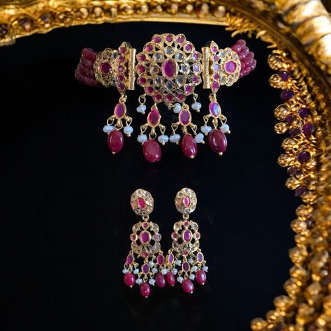 Mushk gold plated choker set . . . Price is in comments . . #hyderabadijewellery #indianjewellery #jadaujewellery #hyderabad #kundanjewellery #hyderabadi #jewellery #bridaljewellery #nizamijewellery #earrings #bangles #weddingjewellery #southindianjewellery #wedding #traditionaljewellery #bollywoodjewellery #antiquejewellery #hyderabadijadaujewellery #onlineshopping #jhumkas #jewelry #bridesofhyderabad #hyderabadijewels #polkijewellery #indian #navratan #indianwedding #chandbali #sikhwedding ... Hyderabadi Jewellery, Polki Jewellery, South Indian Jewellery, Sikh Wedding, Choker Set, Kundan Jewellery, Indian Jewellery, Antique Jewellery, Hyderabad