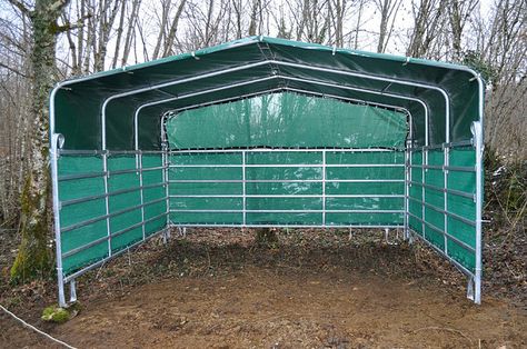 01-Jan-11 Horse shelter (portable) by Trecpeter, via Flickr Pasture Shelter, Field Shelters, Horse Pens, Horse Shed, Livestock Shelter, Diy Horse Barn, Horse Shelter, Horse Barn Plans, Run In Shed