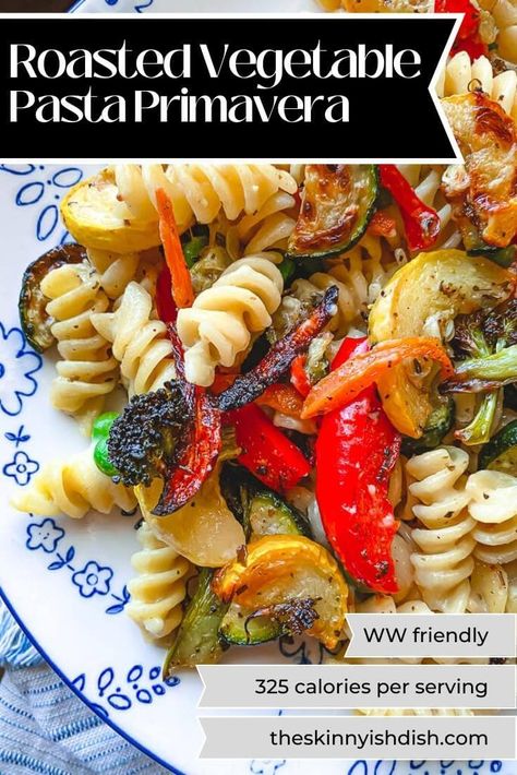 Roasted Vegetable Pasta Primavera is a gorgeous recipe with seasoned roasted vegetables and pasta tossed in a lemon garlic parmesan sauce. Roasted Vegetable Pasta Primavera, Vegetable Primavera, Skinnyish Dish, Diet Pasta, Vegetable Pasta Salads, Pasta Primavera Recipe, Roasted Vegetable Pasta, Garlic Parmesan Sauce, Roasted Vegetable Recipes