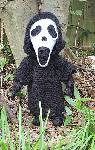 Ravelry: Mr Spook pattern by The Crochet Crazy Crew Crochet Halloween Patterns Free, English Terms, Creepy Doll Halloween, Scary Movie Characters, Scary Dolls, Halloween Crochet Patterns, Crochet Animals Free Patterns, I Love This Yarn, Halloween Doll