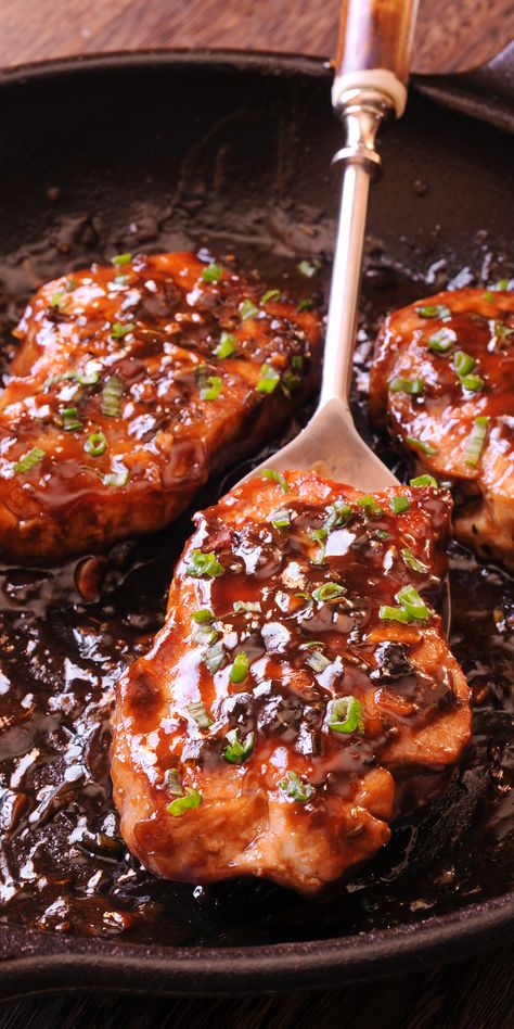 Balsamic Boneless Pork Chops, Balsamic Vinegar Pork Chops, Pork Chop Recipes Balsamic, Lamb Chop Recipes Marinade Balsamic Vinegar, Balsamic Sauce For Pork Tenderloin, Honey Sriracha Pork Chops, Serrano Honey Vinegar Recipes, Honey Lemon Pork Chops, Uses For Balsamic Vinegar