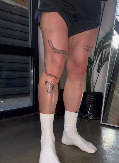 Snake Leg Tattoo Men, Leg Minimal Tattoo, Snake Tattoos Men, Snake Knee Tattoo, Snake Tattoo Leg, Tattoos Men Leg, Snake Thigh Tattoo, Snake Leg Tattoo, Thigh Tattoo Men