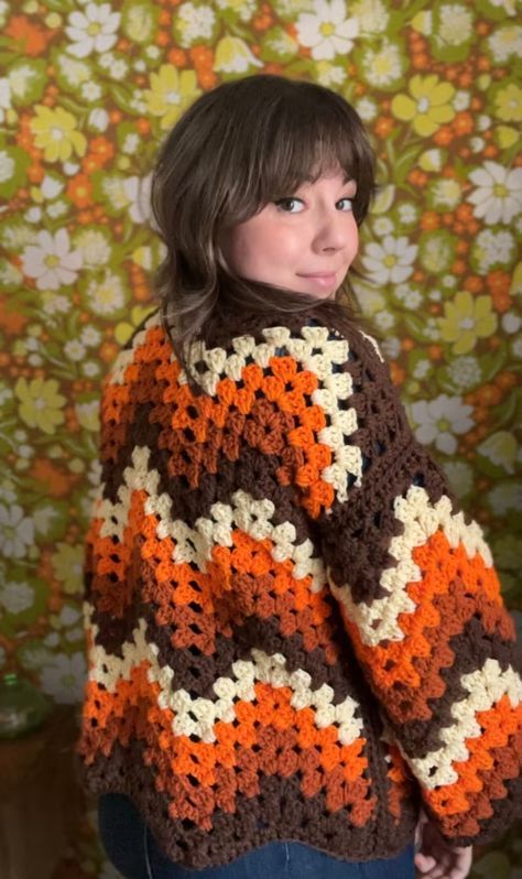 The Foxy Autumn Cardigan Crochet Pattern PDF Download - Etsy Crochet Sweater Fall Colors, Autumn Crochet Sweater, Autumn Crochet Ideas Clothes, Vintage Halloween Crochet, Crochet Colorwork Sweater, Fall Crochet Cardigan, Crochet Autumn Sweater, Mcm Crochet, Crochet Fall Top