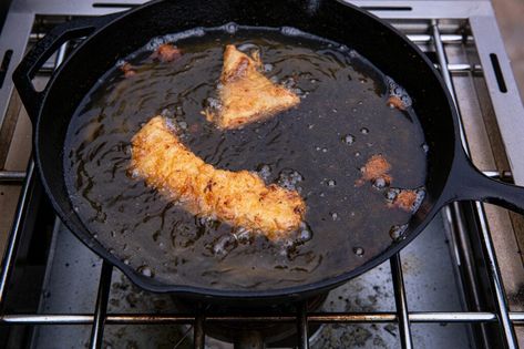 Crappie Recipe, Frying Fish, Fry Fish, Batter Recipe, Fish Fry, Beer Batter, Bacon Grease, Small Fish, Flour Recipes