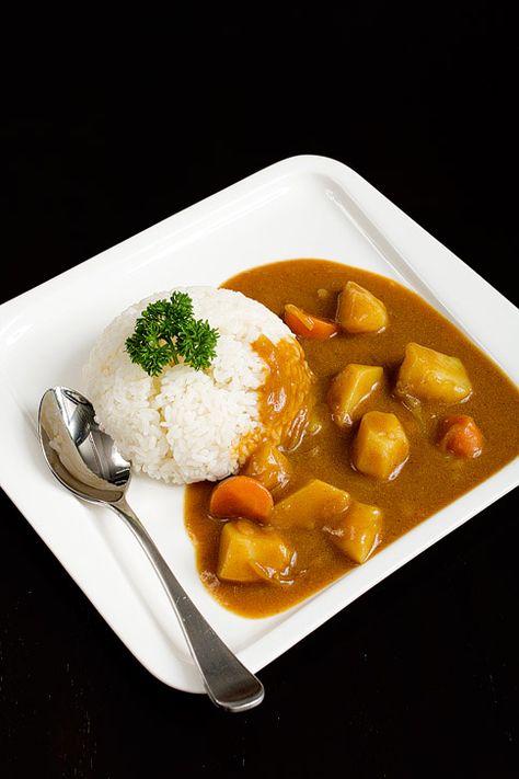 Japanese Curry & Rice Japanese Golden Curry, Japanese Curry Rice, Golden Curry, Japanese Curry, Curry Rice, Star Chef, National Dish, Kitchen Recipes, Thai Red Curry