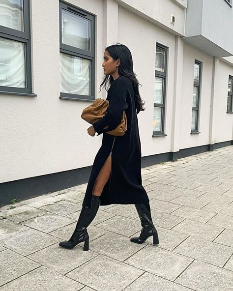 High Black Boots Outfit, Long Black Boots Outfit, Calf Boots Outfit, Black Knee High Boots Outfit, Tall Black Boots Outfit, Long Boots Outfit, Knee High Boots Leather, Leather Boots Outfit, Heels Boots Outfit