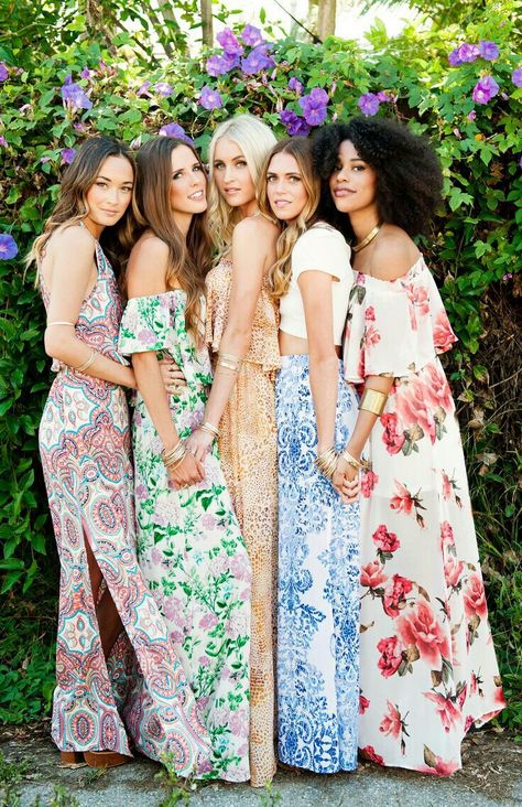 Bridesmaids dresses Bridal Shower Guest Outfit, Looks Hippie, Shower Outfits, Wedding Dress Flowy, Estilo Hippy, Bridal Shower Outfit, Boho Bridal Shower, Summer Surf, Outfit Chic