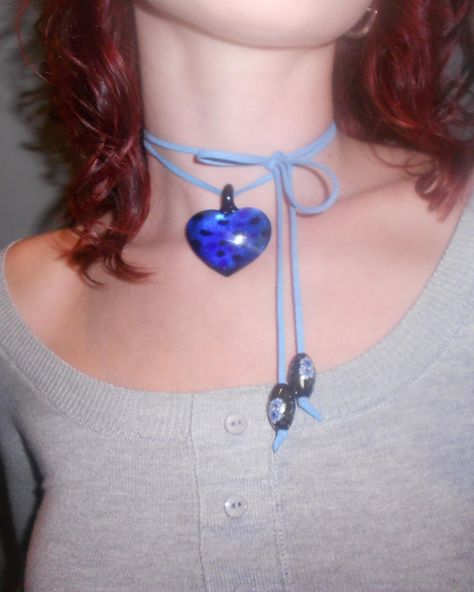 Lara Adkins, Grunge Jewelry, Necklace Outfit, Heart Choker, Glass Heart, Contemporary Jewelry, Jewelry Inspo, Cord Necklace, Pretty Jewellery