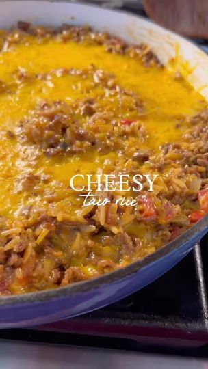 One pot cheesy taco rice! 🌮 #onepotmeals #easyrecipe #britscookin #rice #food #fypシ | Brits Cookin | Brits Cookin · Original audio Cheesy Taco Rice One Pot, One Pot Taco Rice, Cheesy Taco Rice, Taco Rice Casserole, Rice Sides, Beef Casseroles, Taco Rice, Seasoned Rice Recipes, Taco Dinner