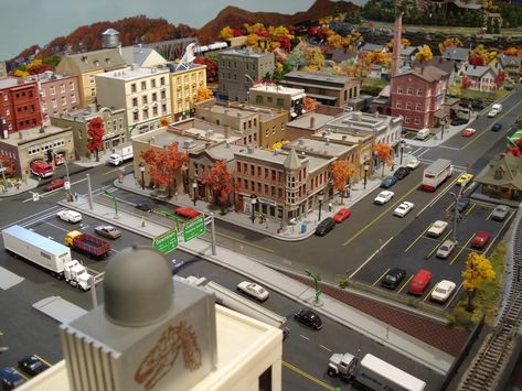 Farm Toy Display, Diecast Cars Display, N Scale Layouts, Ho Scale Train Layout, N Scale Model Trains, Scale Model Ships, Model City, N Scale Trains, City Layout