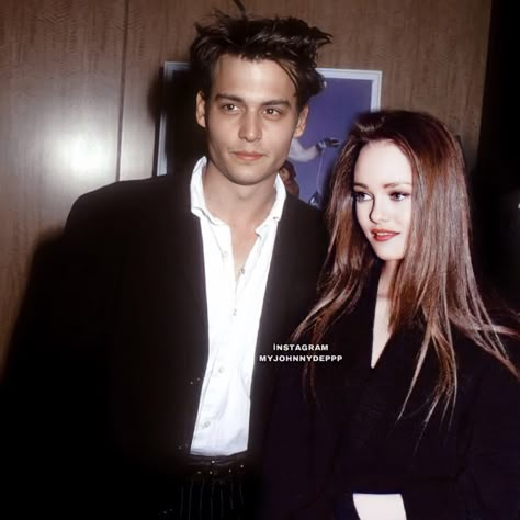 Johnny Depp And Vanessa Paradis 90s, Johnny And Vanessa, Johnny Depp And Lily Rose, Johnny Depp Vanessa Paradis, Johnny Depp Young, Debbie Depp, Johnny Depp And Vanessa Paradis, Vanessa Paradis Johnny Depp, 90s Johnny Depp