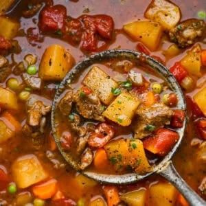 Vegetable Beef Soup - The Recipe Critic Beef Vegetable Stew Crockpot, Keto Vegetable Beef Soup, Vegetable Stew Crockpot, Best Vegetable Beef Soup, Veg Beef Soup, Beef And Vegetable Soup, Homemade Vegetable Soup, Beef Vegetable Soup, Potatoes And Veggies