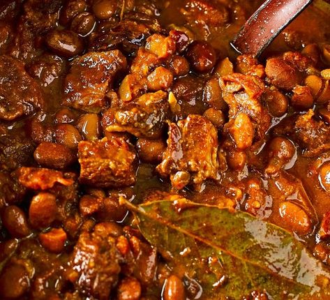 Smoky baked pork and beans recipe Baked Pork And Beans Recipe, Pork And Beans Recipe, Pork And Beans, Pork N Beans, Dump Meals, Baked Pork, Beans Recipe, Mouth Watering Food, Dried Beans