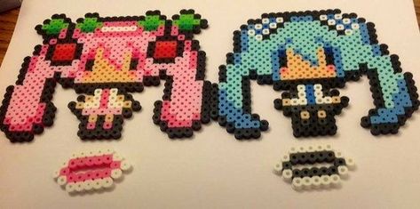 Miku Perler Beads, Miku Perler, Anime Perler, Snow Miku, Pearl Beads Pattern, Easy Perler Beads Ideas, 3d Perler Bead, Beads Pattern, Perler Art