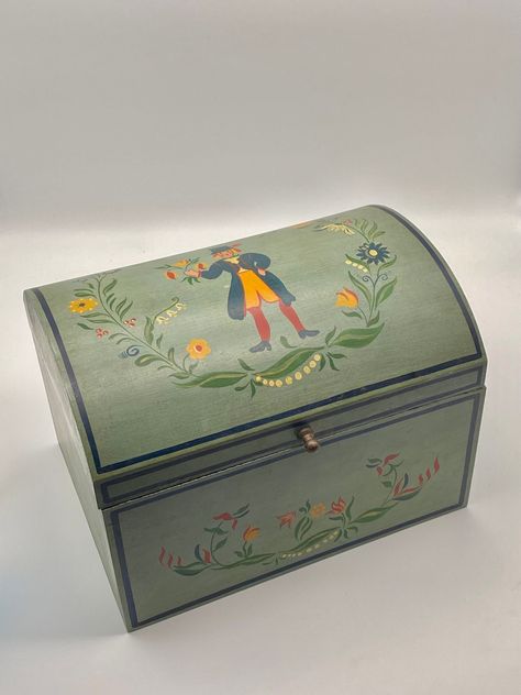 This is a lovely, large solid wood hand painted sewing or jewelry or trinket box with a folk art flare. The inside is in very good vintage condition. The hinges are finicky and need some work.  The box measures approximately 11" x 9" x 8". Painted Box Ideas Aesthetic, Painted Jewelry Boxes Diy, Vintage Hand Painted Furniture, Dutch Netherlands, Sewing Jewelry, Jewelry Box Makeover, Art Sewing, Painted Jewelry Boxes, Jewelry Box Diy