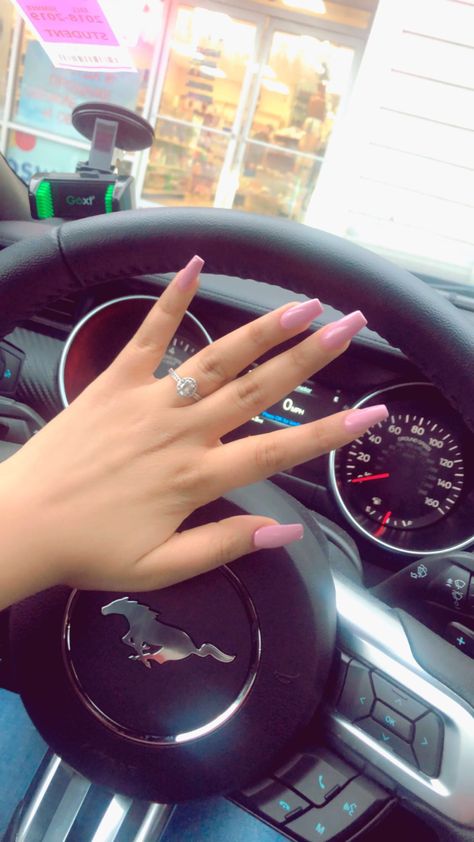 Mustang , nails  #mustang #nails Mustang Nails Designs, Mustang Nails, Mustang Accessories, White Mustang, Mustang Interior, Mustang Wheels, Mustang Girl, Clear Skin Face, S550 Mustang