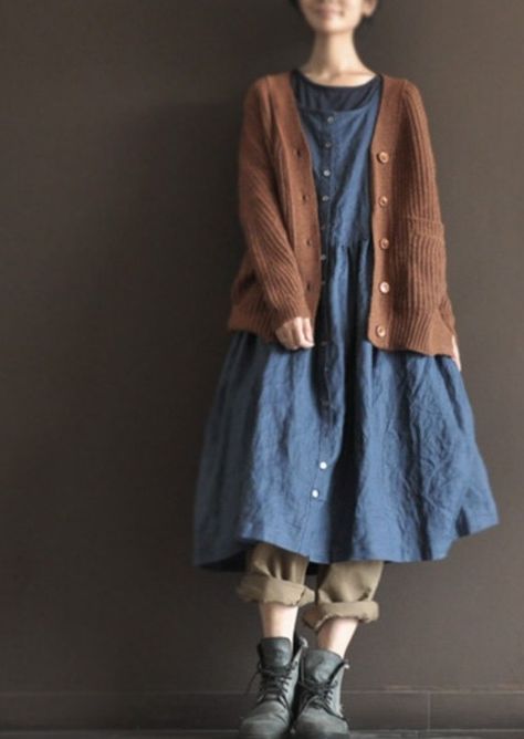 Blue Long Dress, Tokyo Street Fashion, Mori Fashion, Earthy Colours, Mori Kei, Mori Girl Fashion, Long Blue Dress, Artist Outfit, Mori Girl