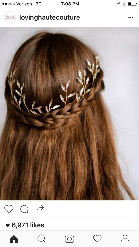 Brown Hair Princess, Royalty Aesthetic, Peinados Fáciles Para Cabello Corto, Princess Hairstyles, Princess Aesthetic, Boho Braids, Retro Hairstyles, Braided Updo, Hair Vine